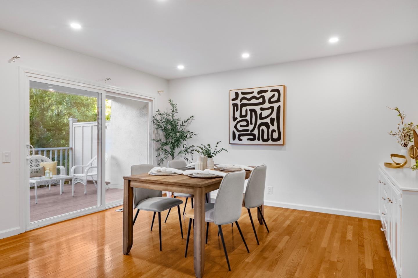Detail Gallery Image 7 of 54 For 14664 Springer Ave, Saratoga,  CA 95070 - 3 Beds | 2/1 Baths