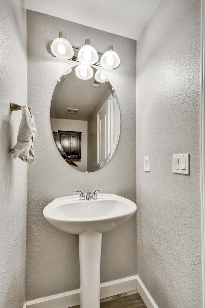 Detail Gallery Image 19 of 43 For 2043 Sonador, San Jose,  CA 95128 - 2 Beds | 2/1 Baths