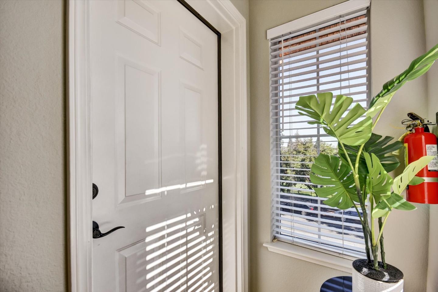 Detail Gallery Image 39 of 43 For 2043 Sonador, San Jose,  CA 95128 - 2 Beds | 2/1 Baths