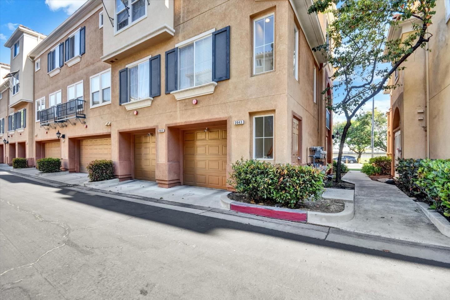 Detail Gallery Image 40 of 43 For 2043 Sonador, San Jose,  CA 95128 - 2 Beds | 2/1 Baths
