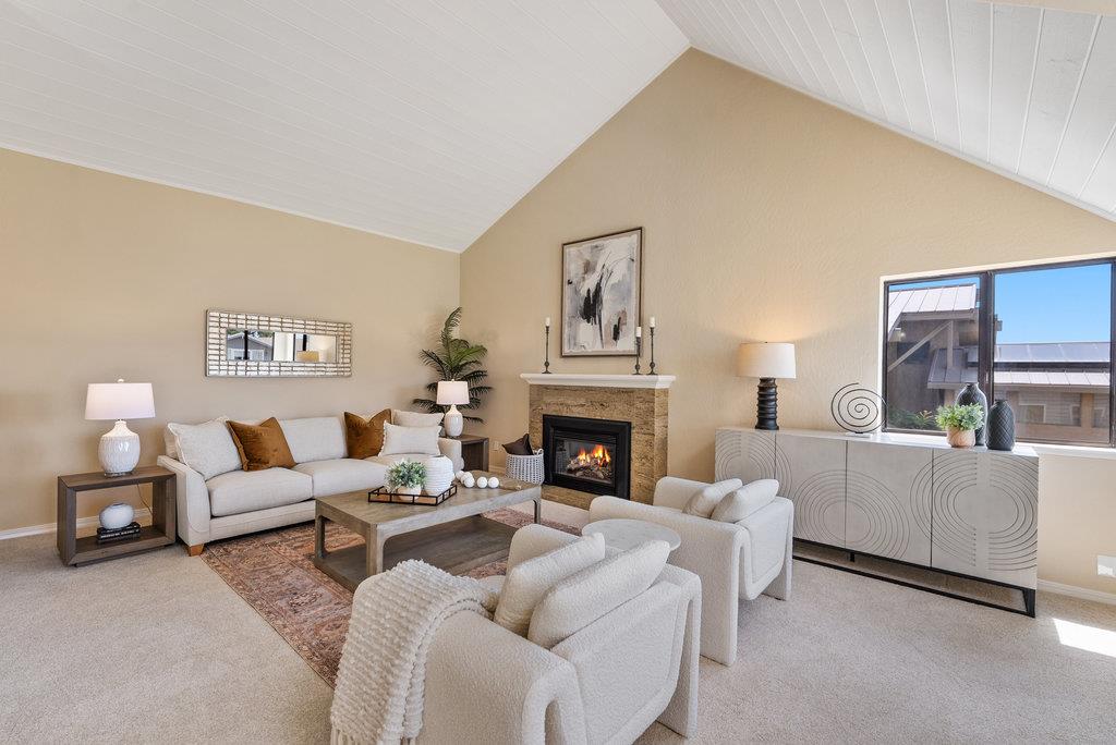 Detail Gallery Image 10 of 66 For 126 via Novella, Aptos,  CA 95003 - 4 Beds | 2/1 Baths