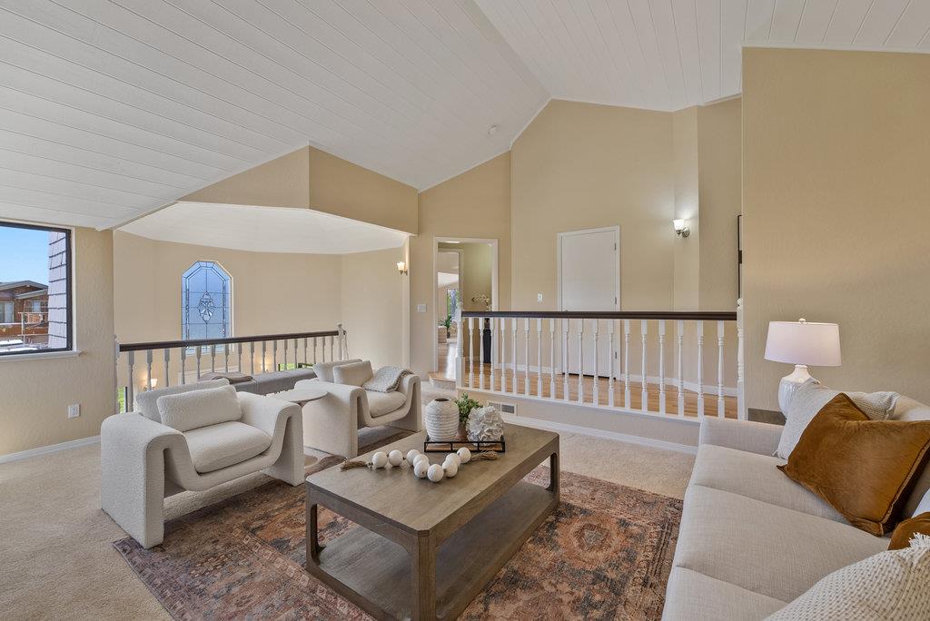 Detail Gallery Image 13 of 66 For 126 via Novella, Aptos,  CA 95003 - 4 Beds | 2/1 Baths