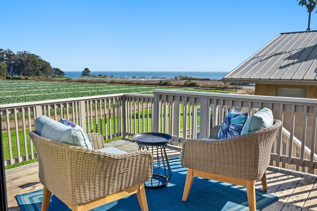 Detail Gallery Image 34 of 66 For 126 via Novella, Aptos,  CA 95003 - 4 Beds | 2/1 Baths