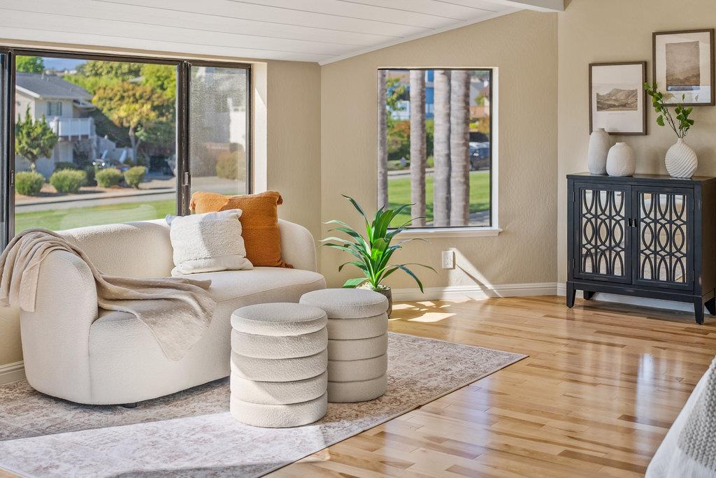 Detail Gallery Image 37 of 66 For 126 via Novella, Aptos,  CA 95003 - 4 Beds | 2/1 Baths