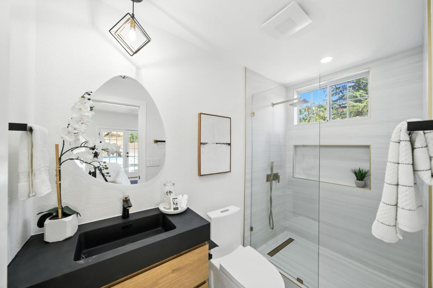 Detail Gallery Image 27 of 66 For 6650 Johnston Rd, Pleasanton,  CA 94588 - 6 Beds | 3/1 Baths
