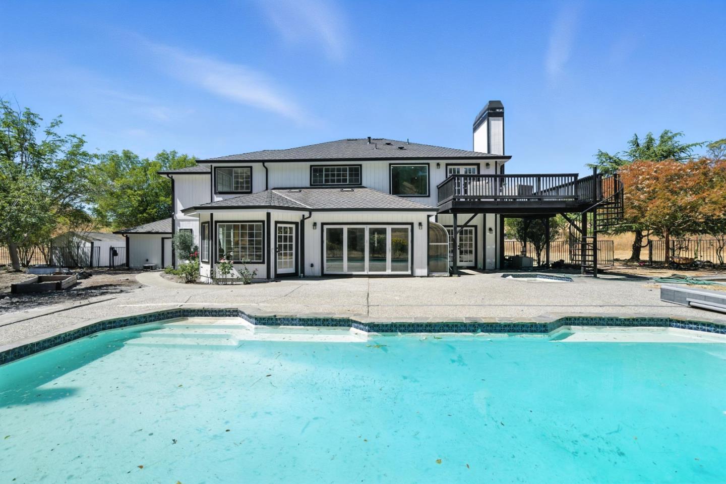 Detail Gallery Image 44 of 66 For 6650 Johnston Rd, Pleasanton,  CA 94588 - 6 Beds | 3/1 Baths