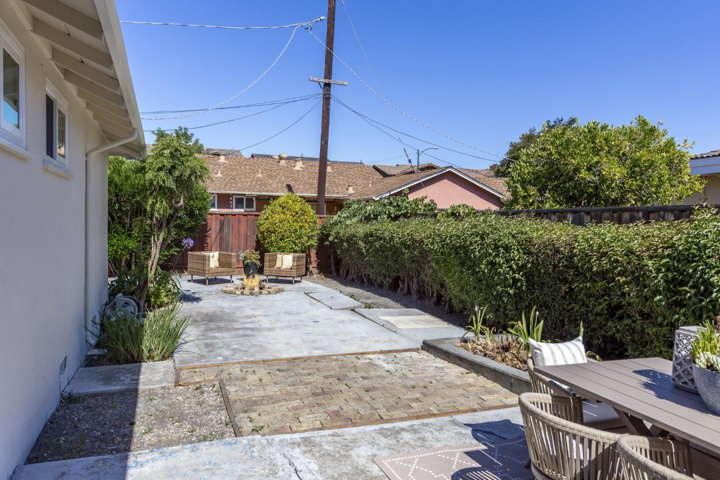Detail Gallery Image 18 of 21 For 693 Madrone Ave, Sunnyvale,  CA 94085 - 3 Beds | 1/1 Baths