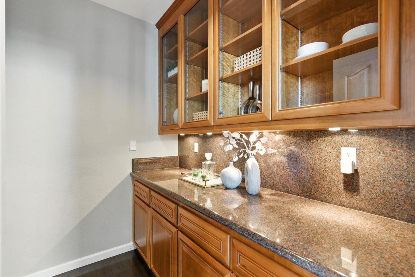 Detail Gallery Image 17 of 77 For 5380 Arezzo Dr, San Jose,  CA 95138 - 5 Beds | 4/1 Baths