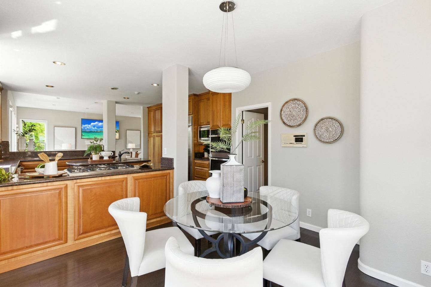 Detail Gallery Image 19 of 77 For 5380 Arezzo Dr, San Jose,  CA 95138 - 5 Beds | 4/1 Baths