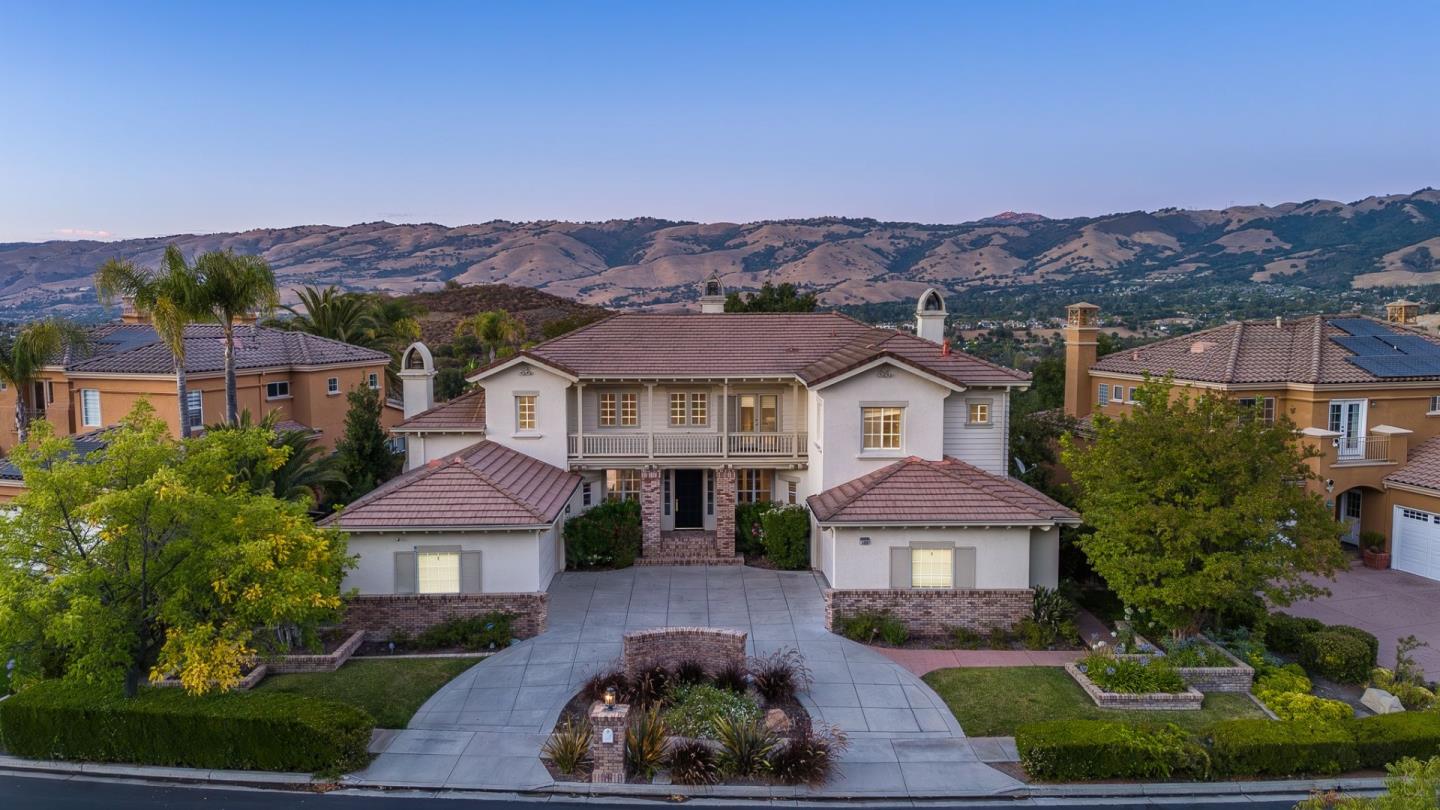 Detail Gallery Image 2 of 77 For 5380 Arezzo Dr, San Jose,  CA 95138 - 5 Beds | 4/1 Baths