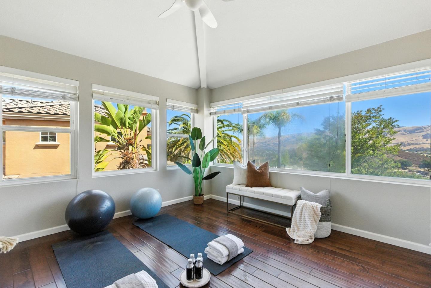 Detail Gallery Image 41 of 77 For 5380 Arezzo Dr, San Jose,  CA 95138 - 5 Beds | 4/1 Baths