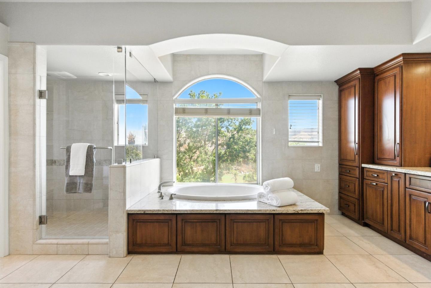 Detail Gallery Image 44 of 77 For 5380 Arezzo Dr, San Jose,  CA 95138 - 5 Beds | 4/1 Baths