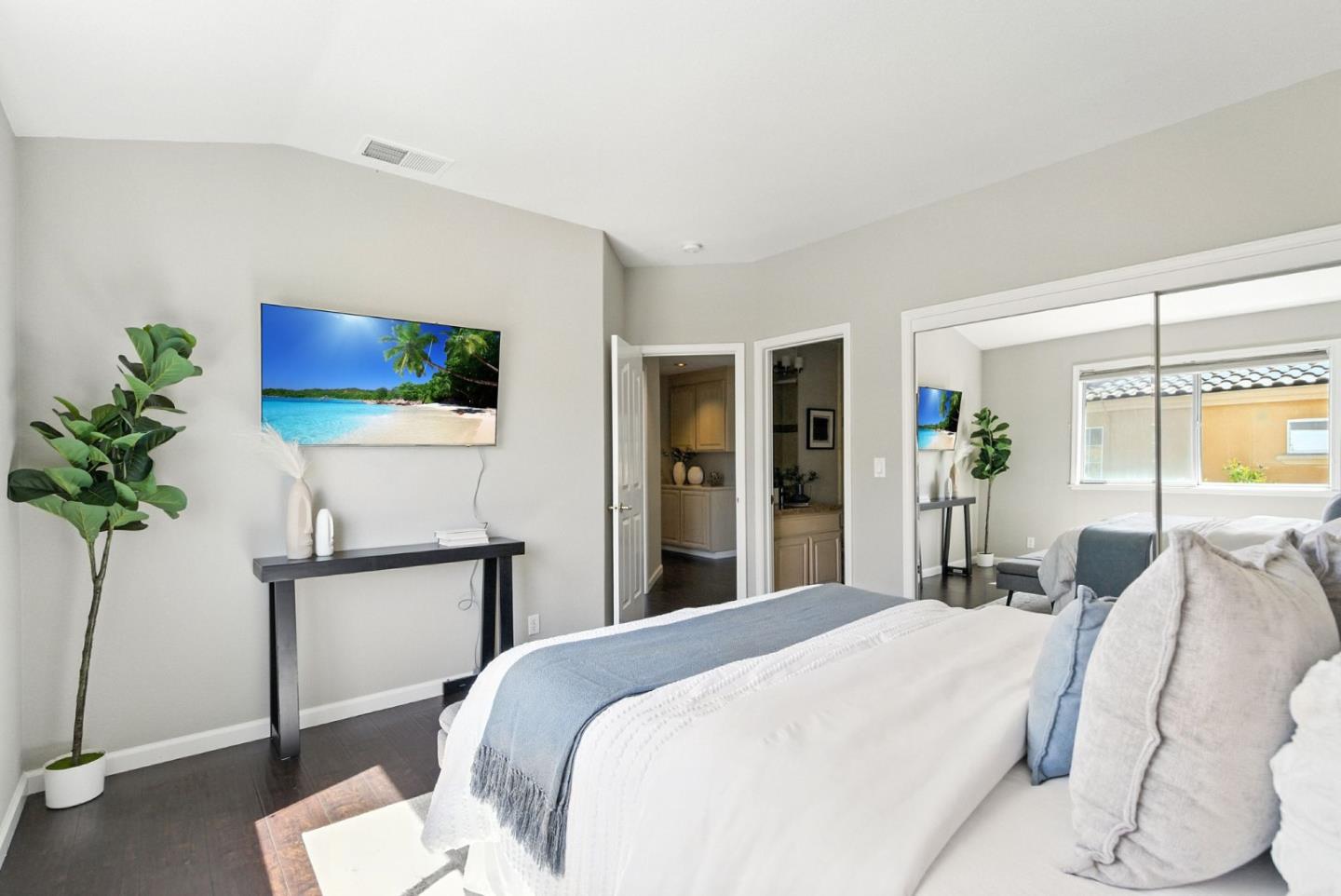 Detail Gallery Image 51 of 77 For 5380 Arezzo Dr, San Jose,  CA 95138 - 5 Beds | 4/1 Baths