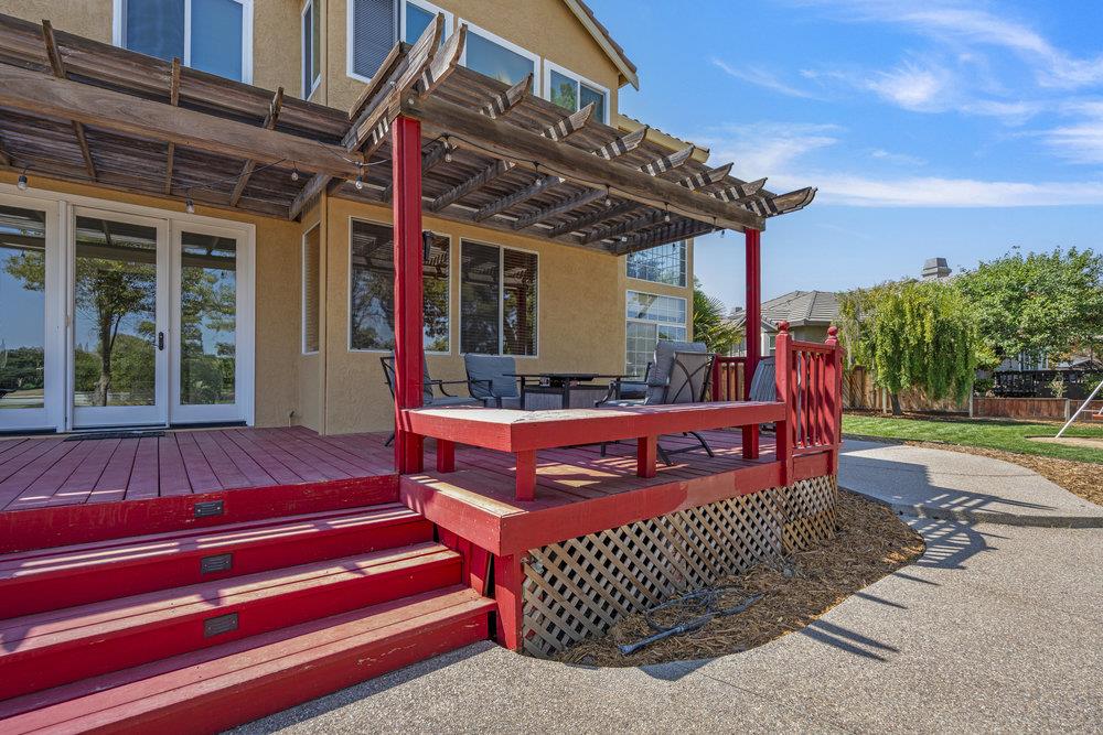Detail Gallery Image 32 of 42 For 310 Bonnie Ln, Hollister,  CA 95023 - 3 Beds | 3 Baths