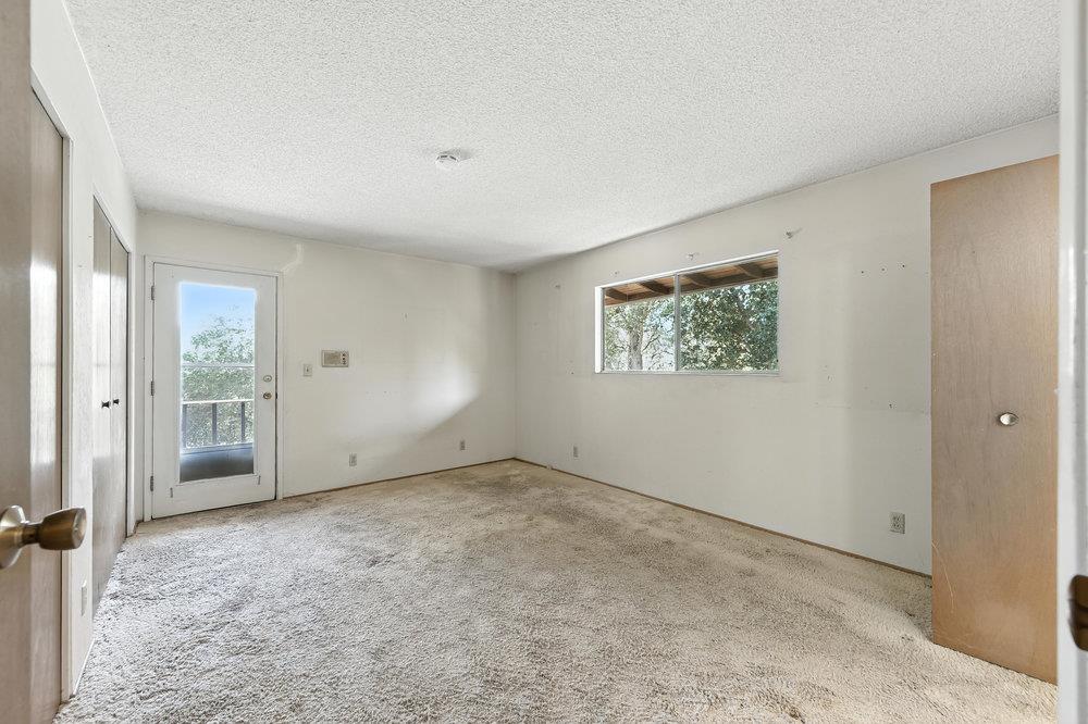Detail Gallery Image 17 of 48 For 12750 Canario Way, Los Altos Hills,  CA 94022 - 4 Beds | 3 Baths