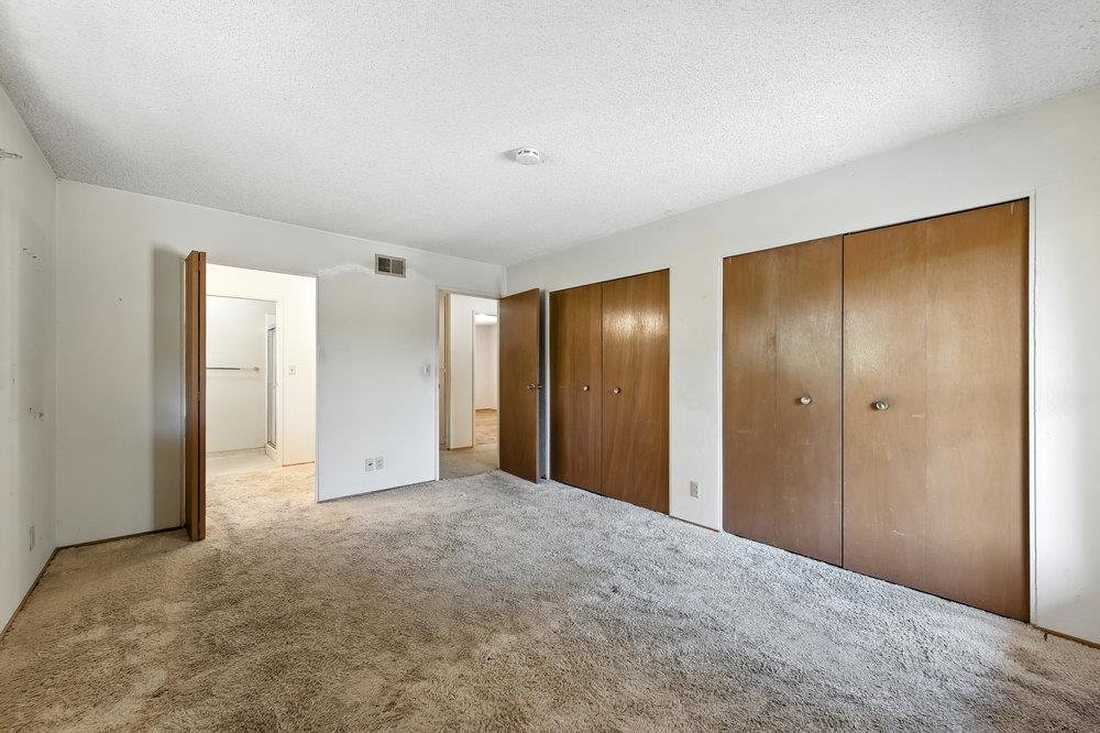 Detail Gallery Image 18 of 48 For 12750 Canario Way, Los Altos Hills,  CA 94022 - 4 Beds | 3 Baths