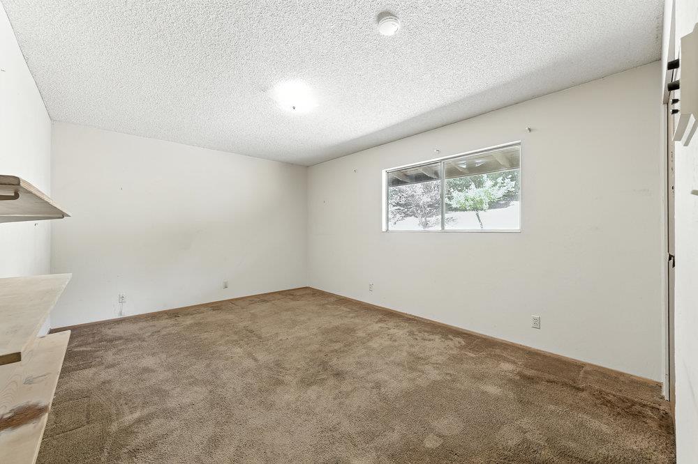 Detail Gallery Image 22 of 48 For 12750 Canario Way, Los Altos Hills,  CA 94022 - 4 Beds | 3 Baths