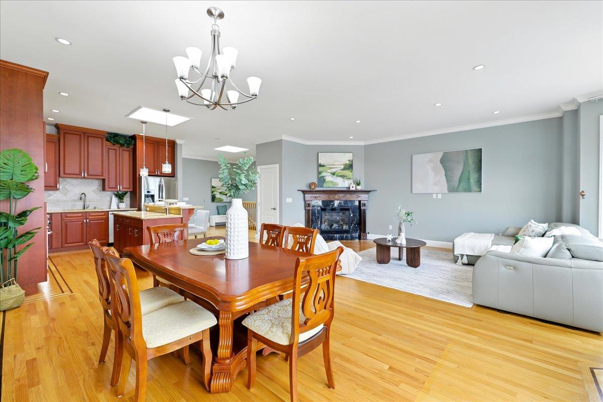 Detail Gallery Image 12 of 56 For 430 Hamilton St, San Francisco,  CA 94134 - 5 Beds | 4 Baths