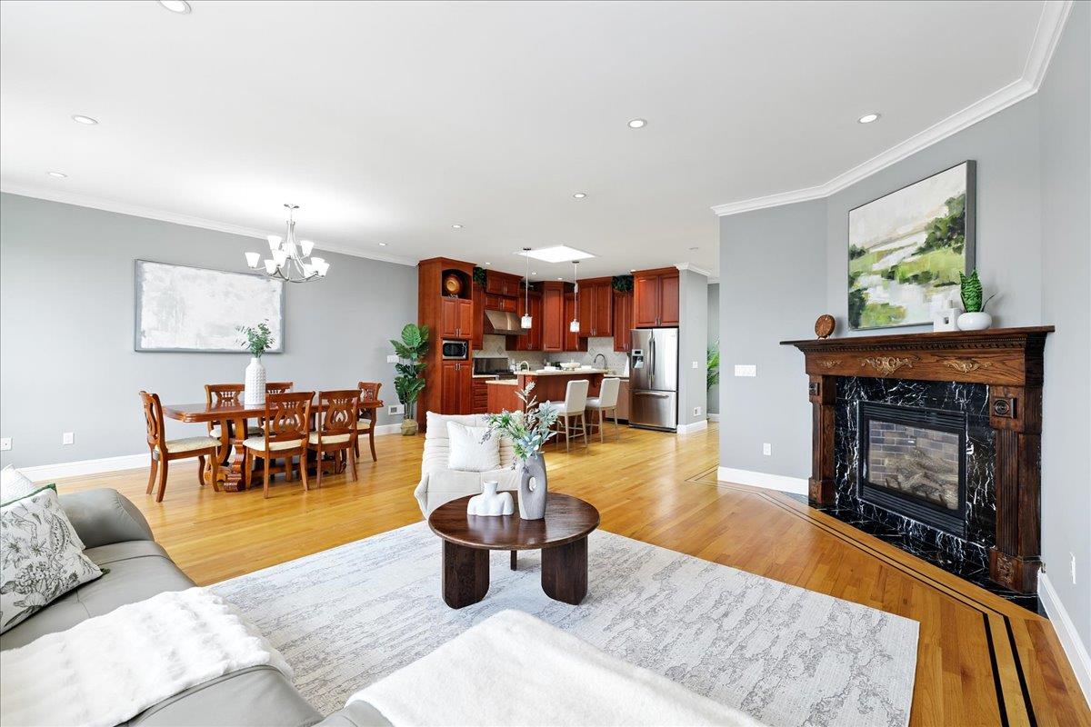 Detail Gallery Image 4 of 56 For 430 Hamilton St, San Francisco,  CA 94134 - 5 Beds | 4 Baths