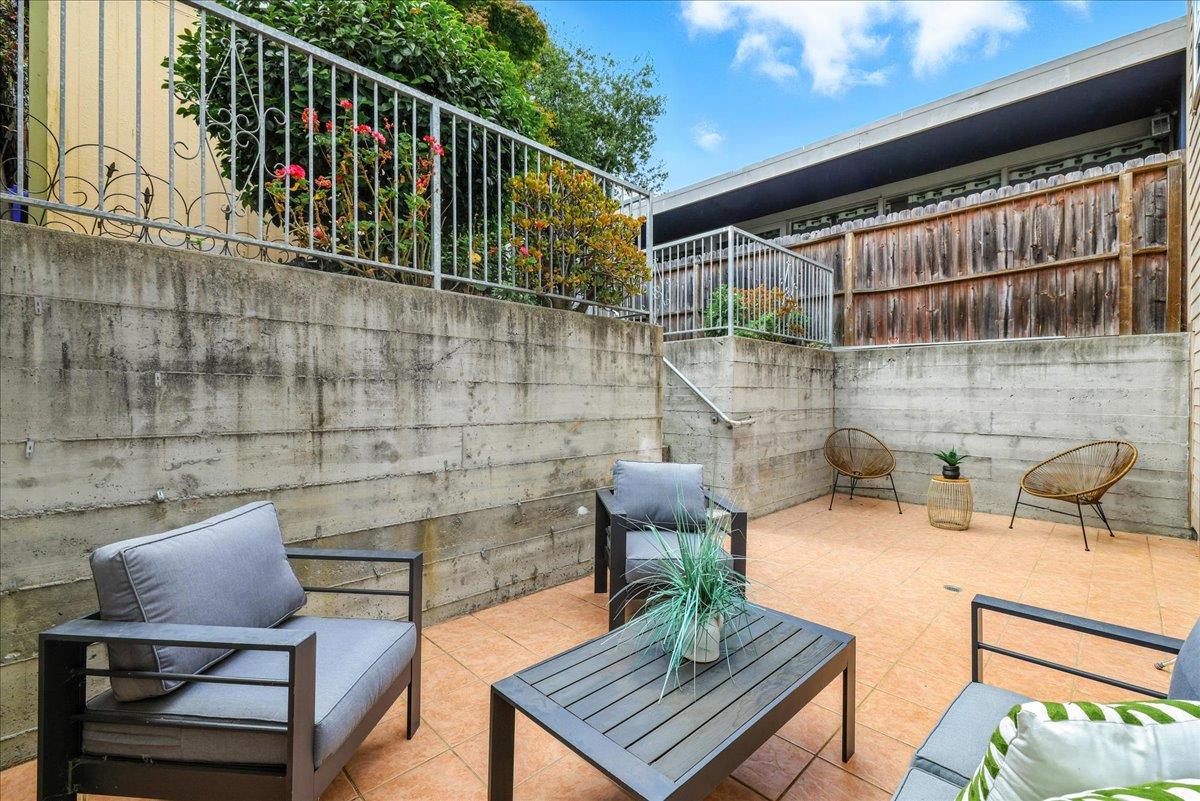 Detail Gallery Image 46 of 56 For 430 Hamilton St, San Francisco,  CA 94134 - 5 Beds | 4 Baths