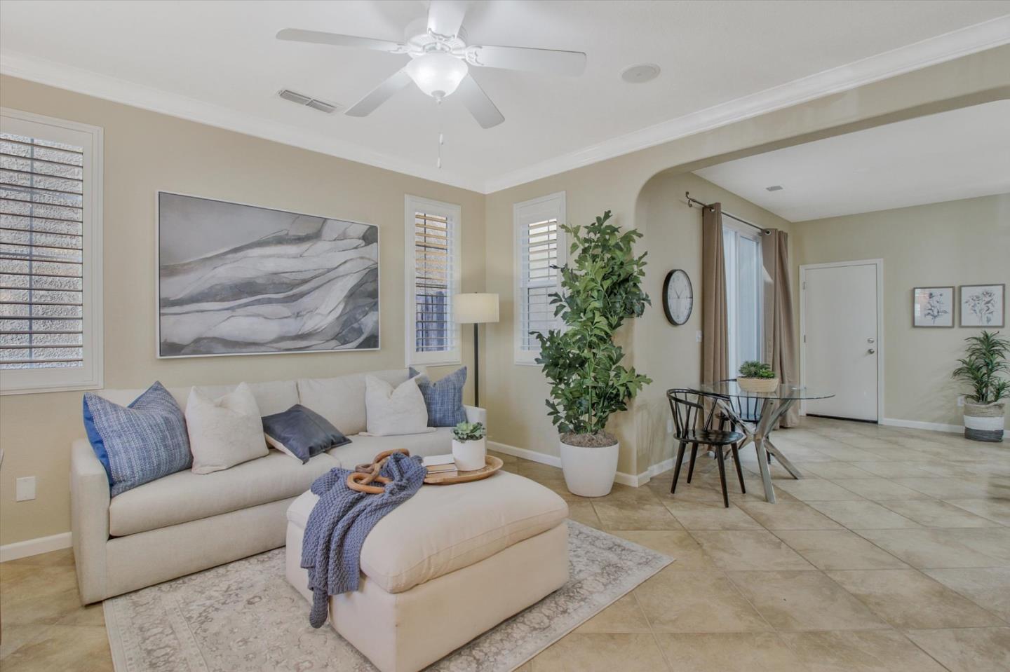 Detail Gallery Image 8 of 31 For 3927 Streamline St, Sacramento,  CA 95834 - 3 Beds | 2/1 Baths