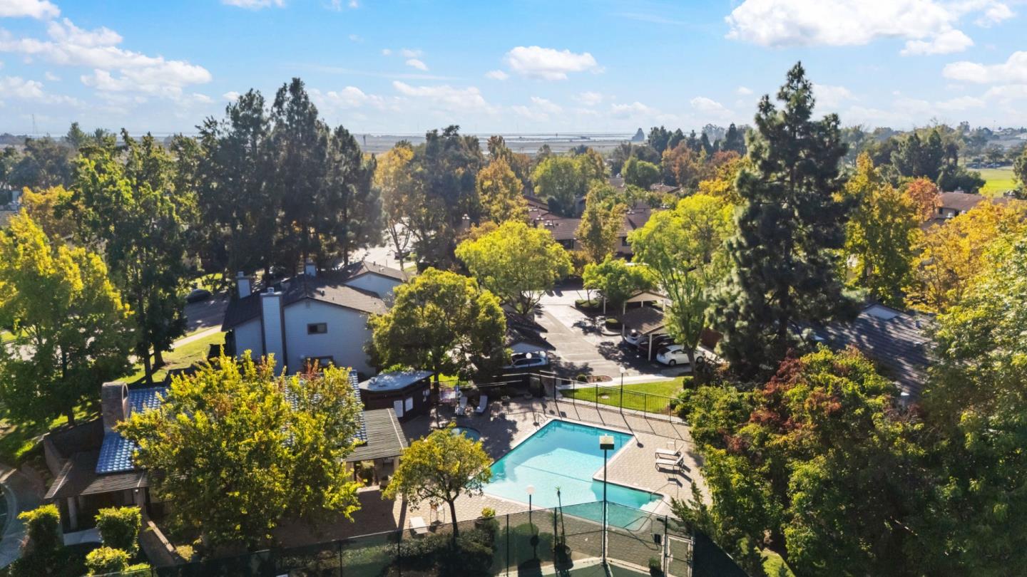 Detail Gallery Image 30 of 31 For 6163 Joaquin Murieta Ave #F,  Newark,  CA 94560 - 3 Beds | 2/1 Baths