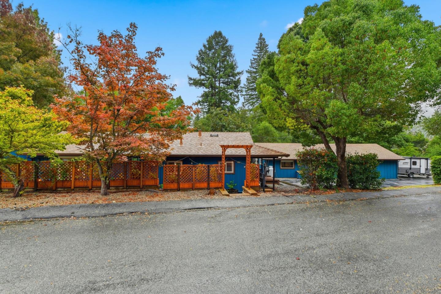 Detail Gallery Image 9 of 65 For 300 Circle Way, Boulder Creek,  CA 95006 - 2 Beds | 1 Baths