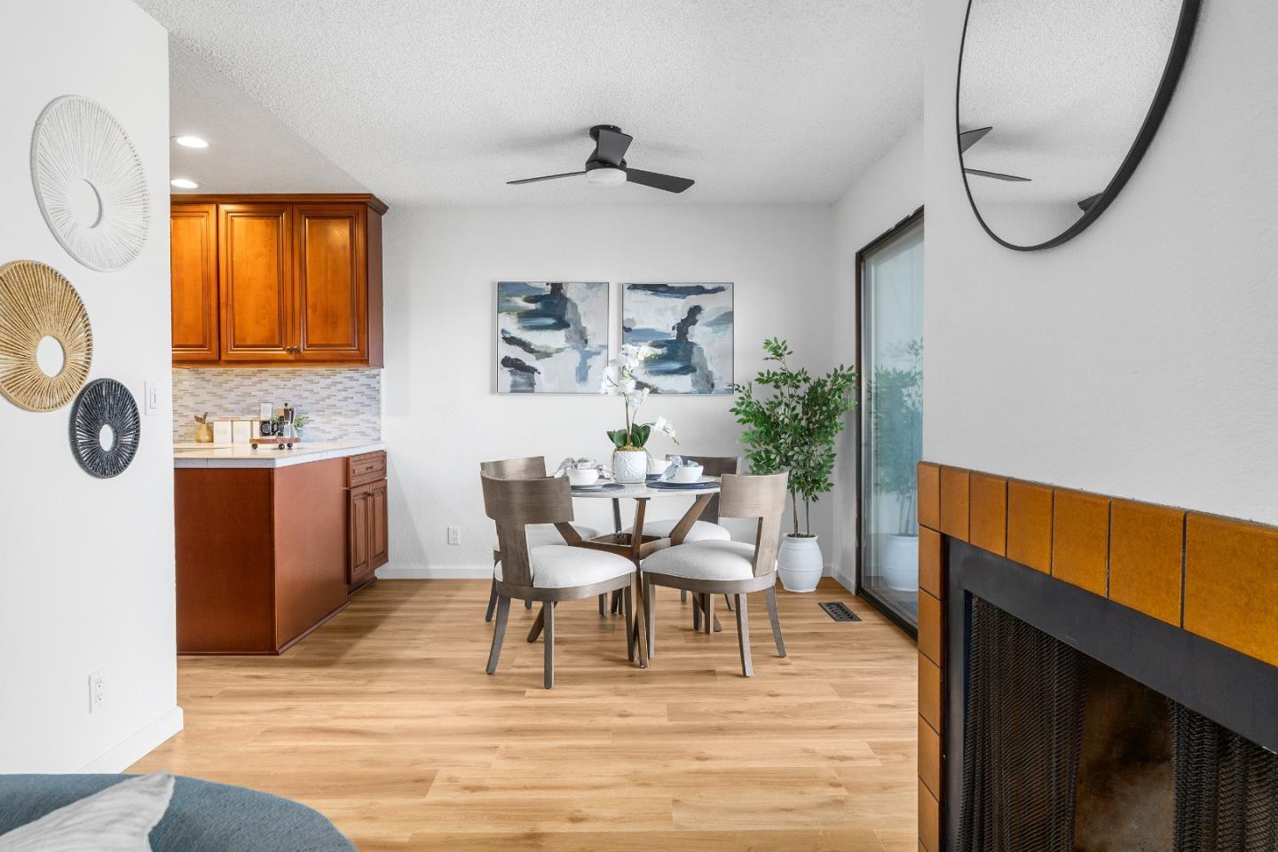 Detail Gallery Image 12 of 56 For 2834 Casa De Vida Dr, Aptos,  CA 95003 - 2 Beds | 1/1 Baths
