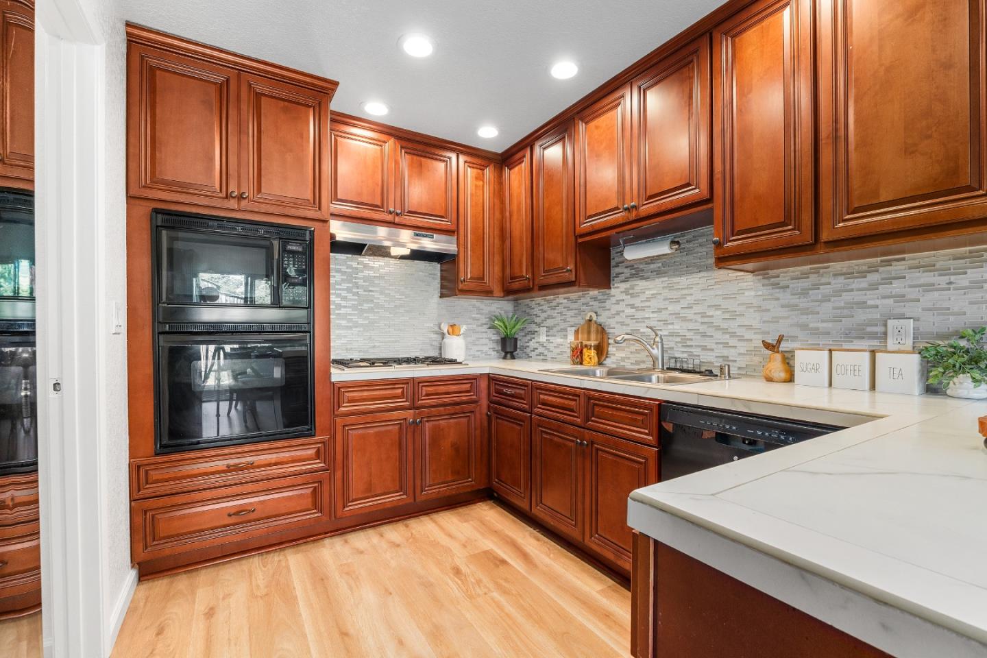Detail Gallery Image 17 of 56 For 2834 Casa De Vida Dr, Aptos,  CA 95003 - 2 Beds | 1/1 Baths