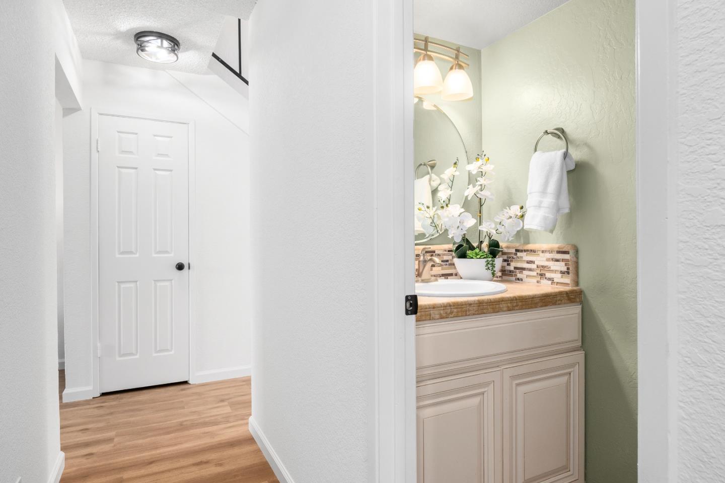 Detail Gallery Image 7 of 56 For 2834 Casa De Vida Dr, Aptos,  CA 95003 - 2 Beds | 1/1 Baths