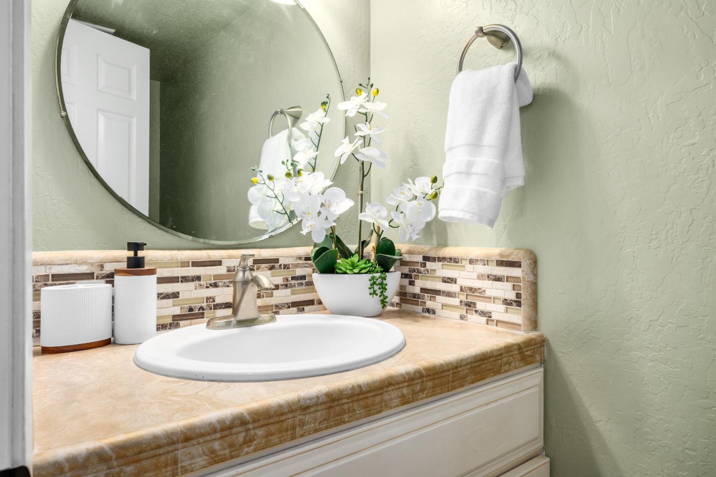 Detail Gallery Image 8 of 56 For 2834 Casa De Vida Dr, Aptos,  CA 95003 - 2 Beds | 1/1 Baths