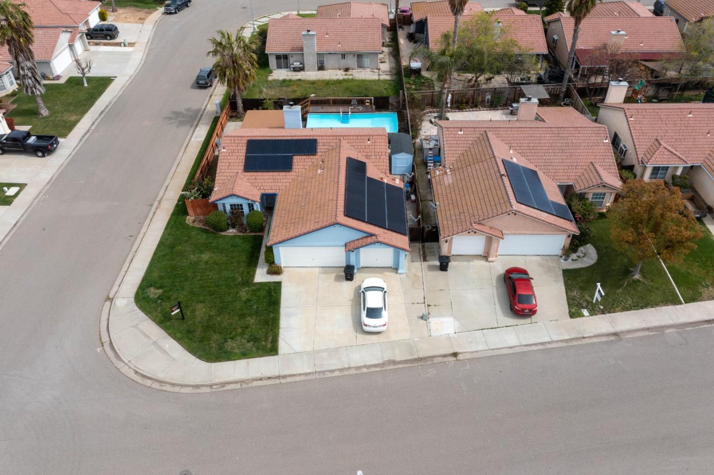 Detail Gallery Image 1 of 14 For 13714 Deleon Ave, Gustine,  CA 95322 - 4 Beds | 2 Baths