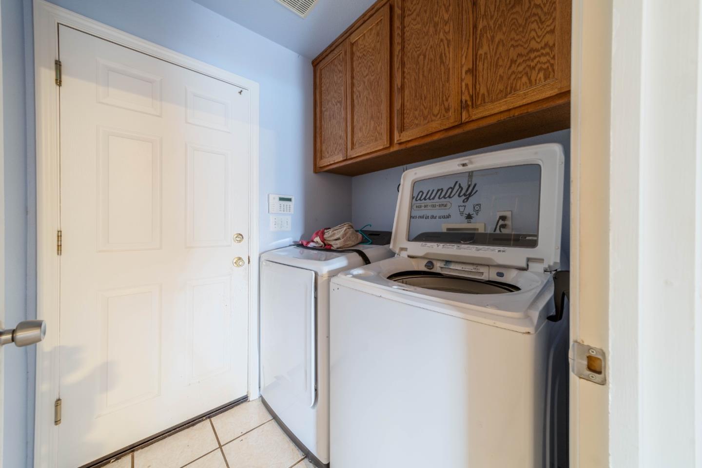 Detail Gallery Image 9 of 14 For 13714 Deleon Ave, Gustine,  CA 95322 - 4 Beds | 2 Baths