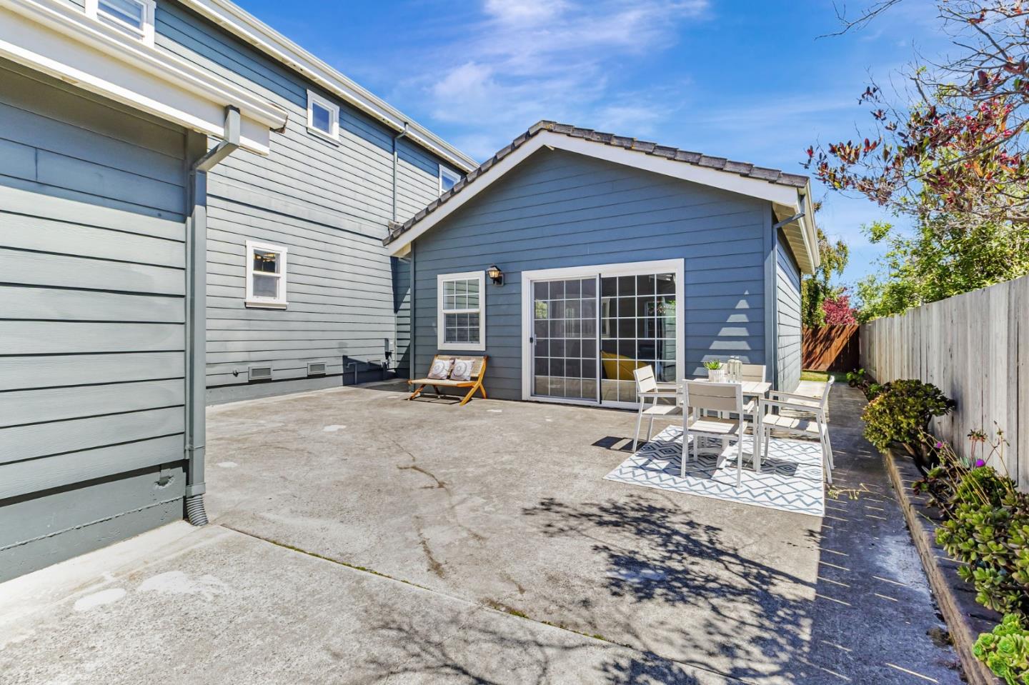 Detail Gallery Image 49 of 59 For 515 Silver Ave, Half Moon Bay,  CA 94019 - 4 Beds | 3 Baths