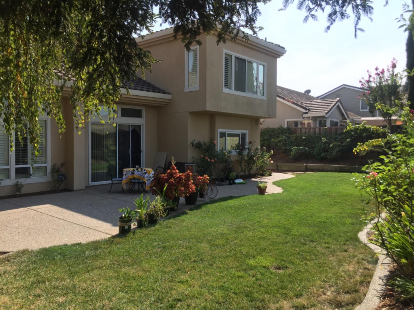 Detail Gallery Image 7 of 10 For 155 Parkhaven Dr, Danville,  CA 94506 - 5 Beds | 3 Baths