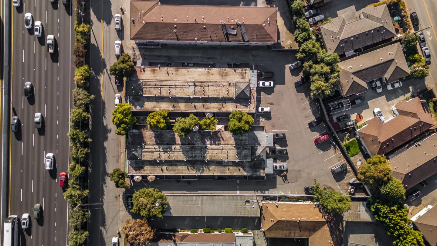 Detail Gallery Image 4 of 8 For 1836 W Bayshore Rd, East Palo Alto,  CA 94303 - – Beds | – Baths