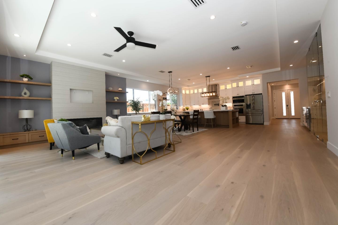 Detail Gallery Image 31 of 54 For 95 Centre St, Mountain View,  CA 94041 - 5 Beds | 4 Baths