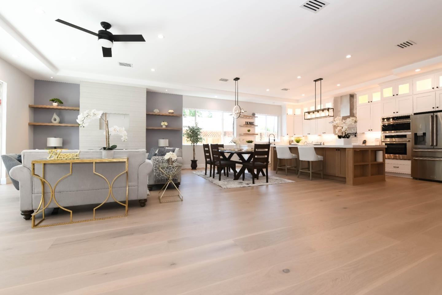 Detail Gallery Image 33 of 54 For 95 Centre St, Mountain View,  CA 94041 - 5 Beds | 4 Baths