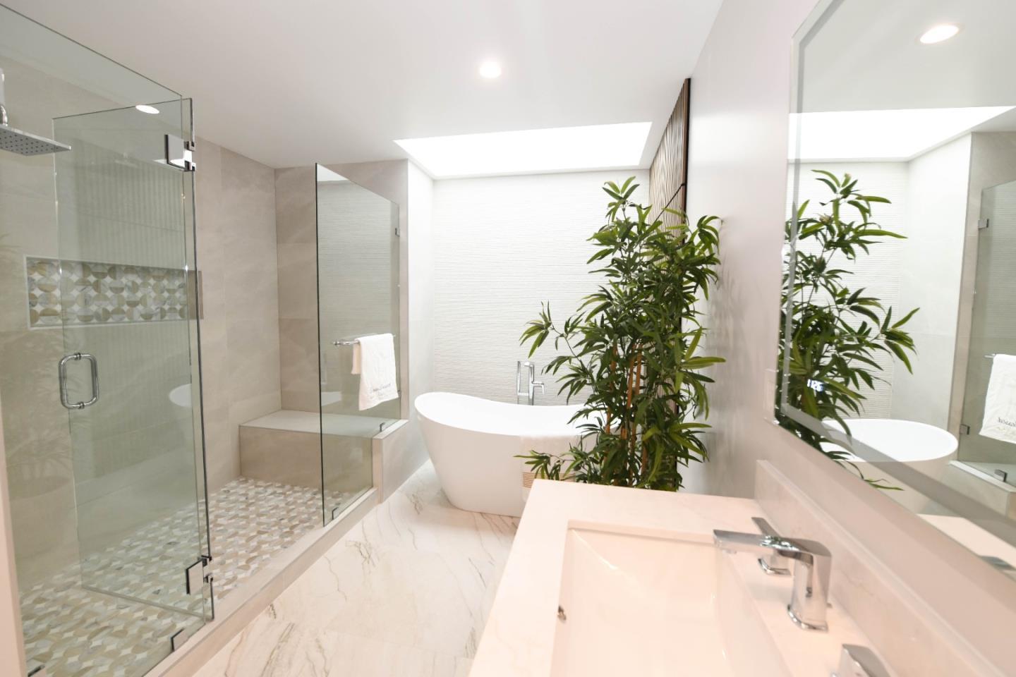 Detail Gallery Image 45 of 54 For 95 Centre St, Mountain View,  CA 94041 - 5 Beds | 4 Baths