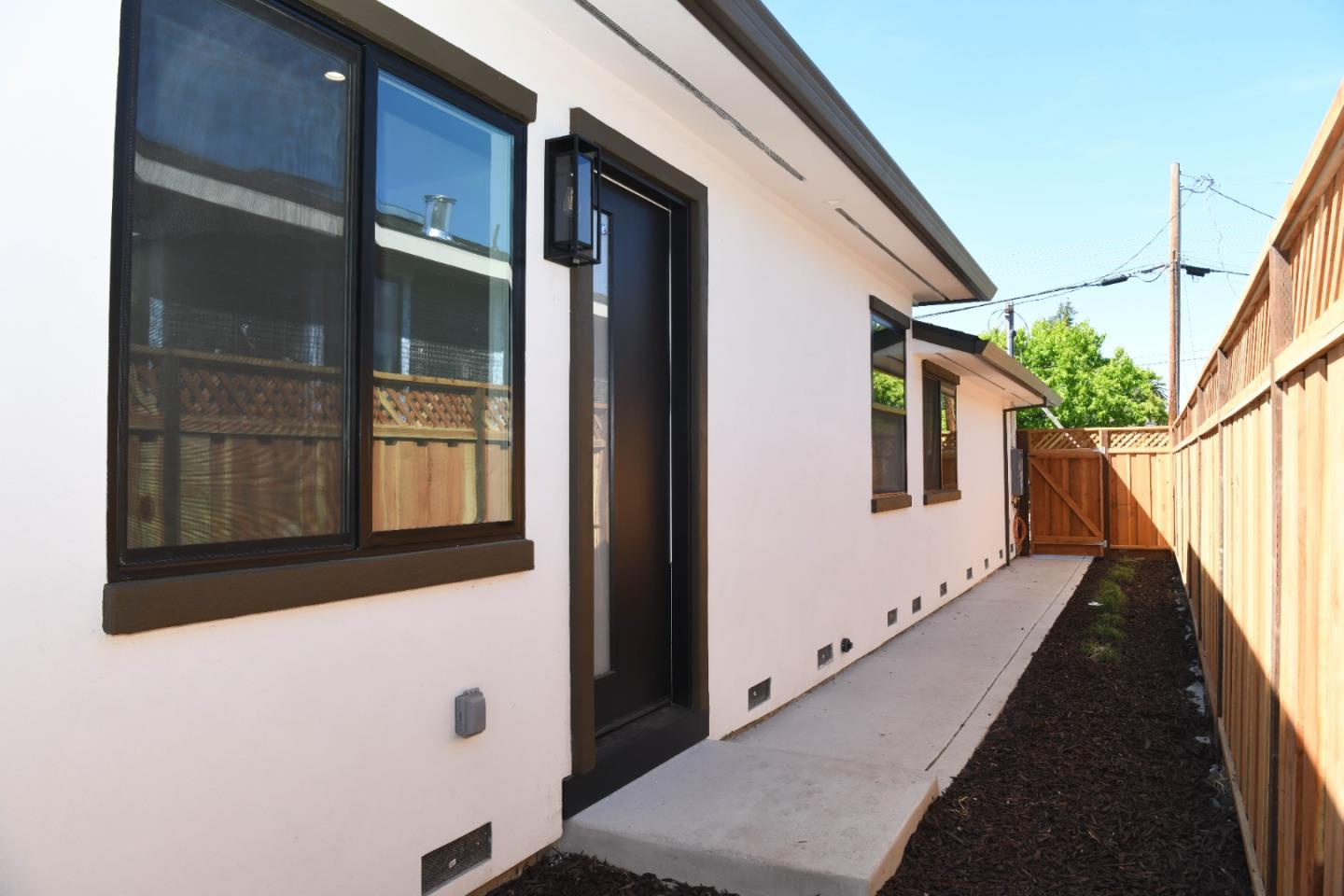 Detail Gallery Image 53 of 54 For 95 Centre St, Mountain View,  CA 94041 - 5 Beds | 4 Baths
