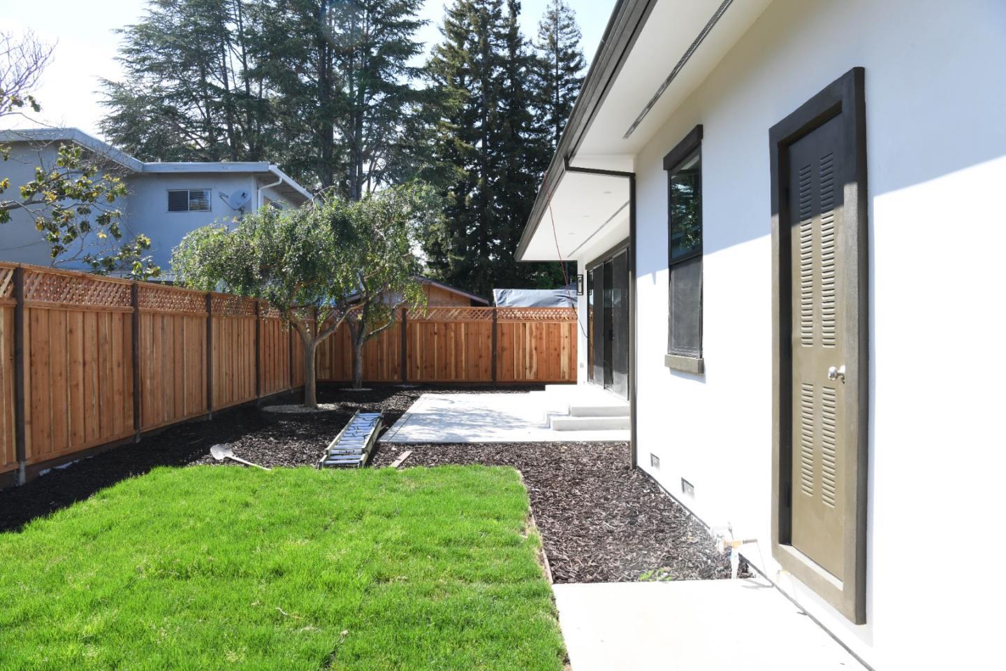 Detail Gallery Image 54 of 54 For 95 Centre St, Mountain View,  CA 94041 - 5 Beds | 4 Baths