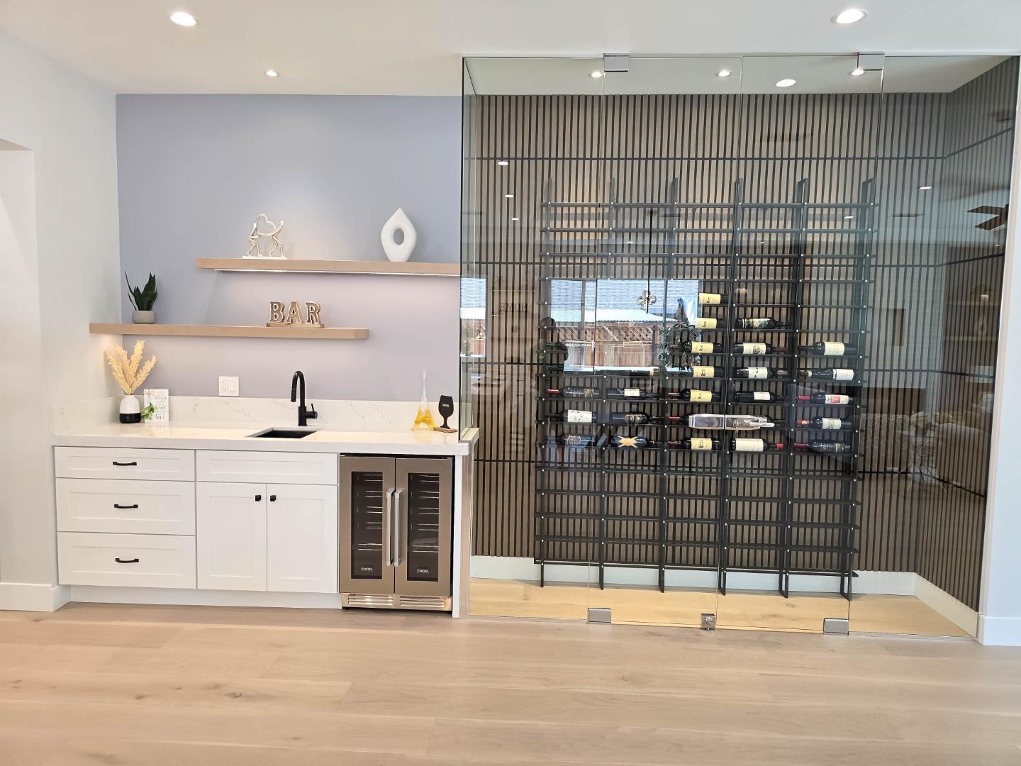 Detail Gallery Image 6 of 54 For 95 Centre St, Mountain View,  CA 94041 - 5 Beds | 4 Baths