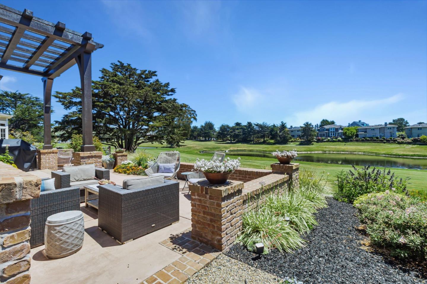 Detail Gallery Image 47 of 57 For 121 Carnoustie Dr, Half Moon Bay,  CA 94019 - 4 Beds | 3/1 Baths