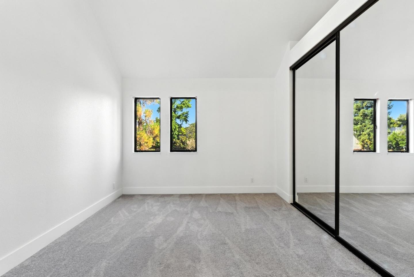 Detail Gallery Image 18 of 48 For 25 Bud Ct, Pleasant Hill,  CA 94523 - 2 Beds | 2/1 Baths