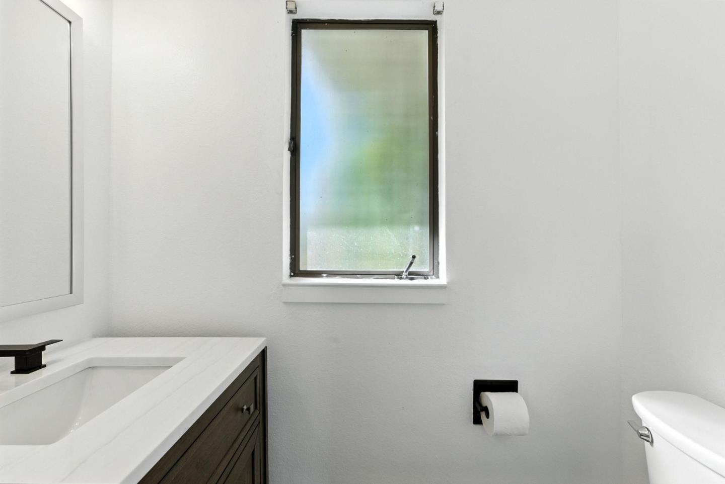 Detail Gallery Image 30 of 48 For 25 Bud Ct, Pleasant Hill,  CA 94523 - 2 Beds | 2/1 Baths