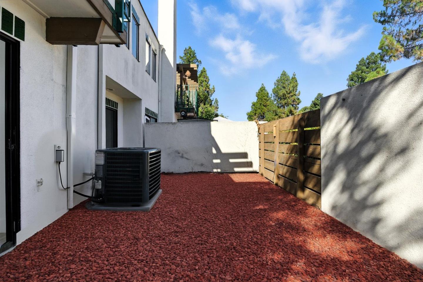 Detail Gallery Image 32 of 48 For 25 Bud Ct, Pleasant Hill,  CA 94523 - 2 Beds | 2/1 Baths
