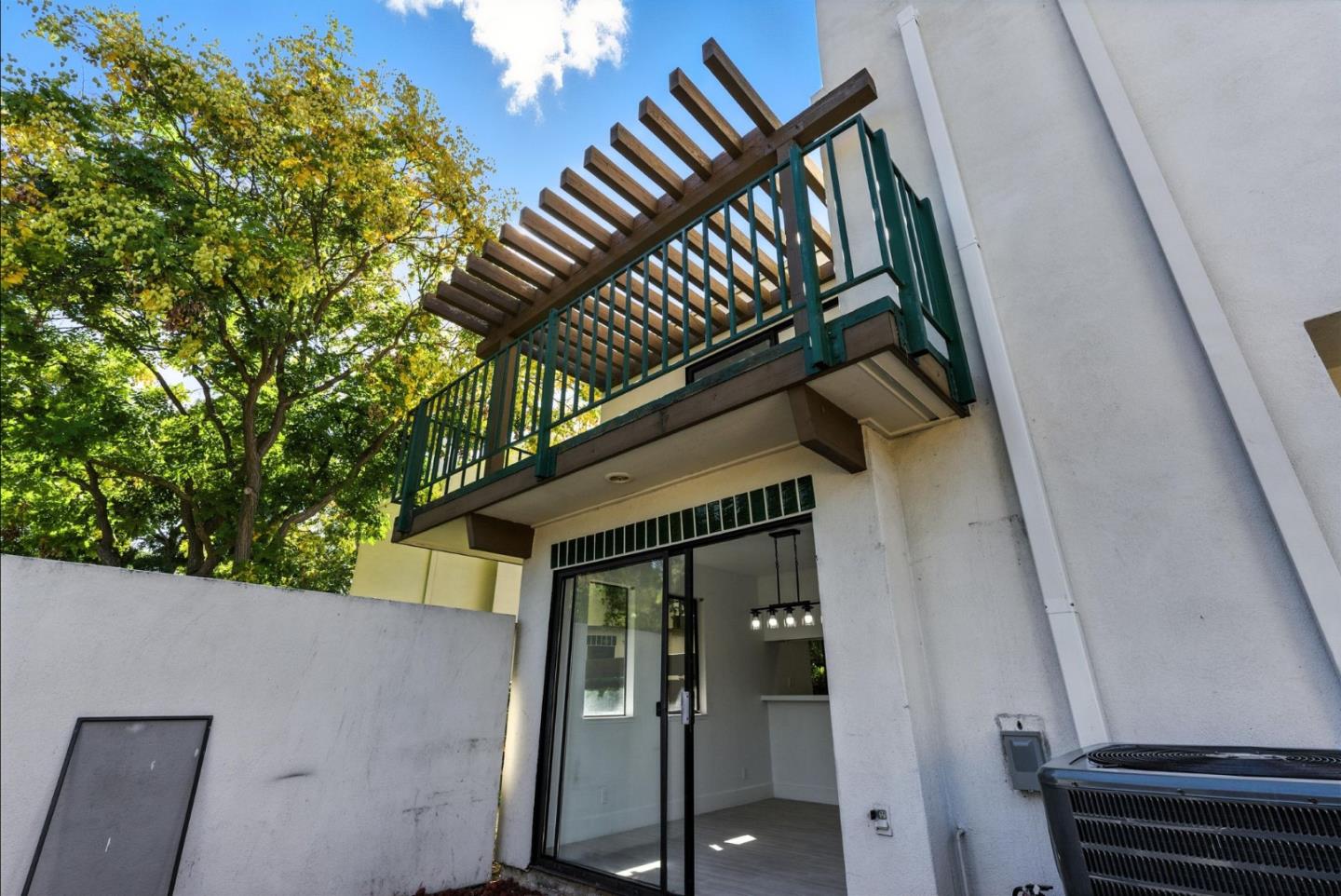 Detail Gallery Image 34 of 48 For 25 Bud Ct, Pleasant Hill,  CA 94523 - 2 Beds | 2/1 Baths