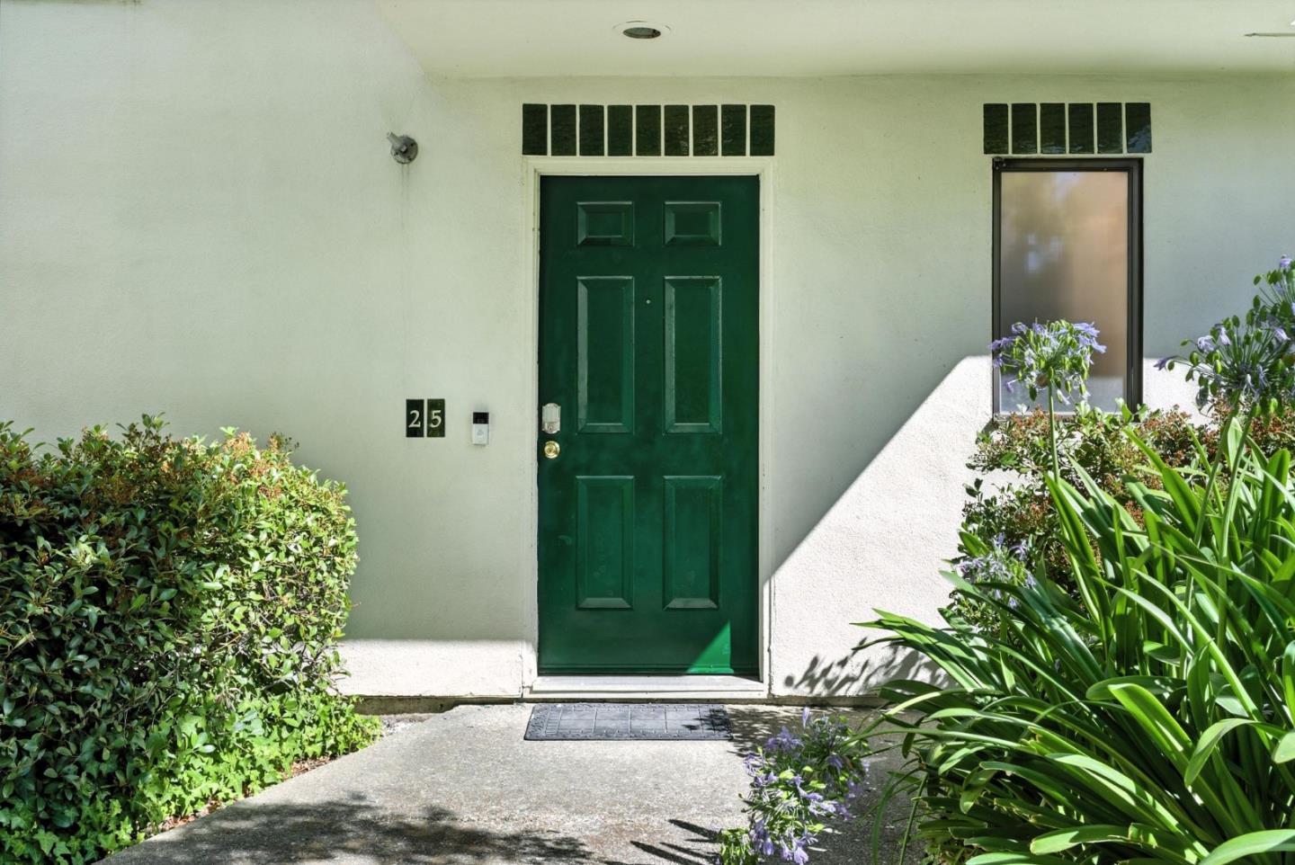 Detail Gallery Image 42 of 48 For 25 Bud Ct, Pleasant Hill,  CA 94523 - 2 Beds | 2/1 Baths