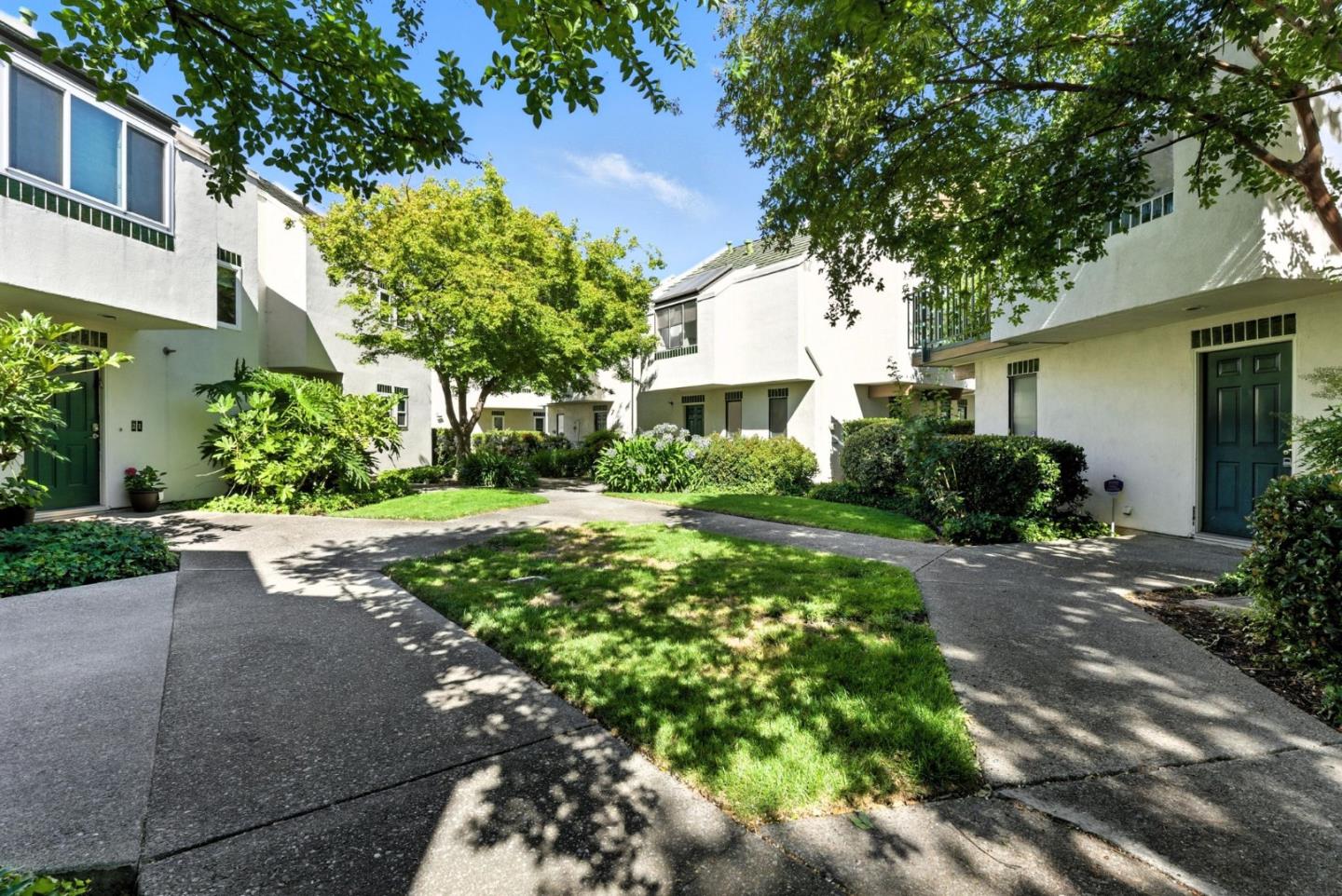 Detail Gallery Image 45 of 48 For 25 Bud Ct, Pleasant Hill,  CA 94523 - 2 Beds | 2/1 Baths