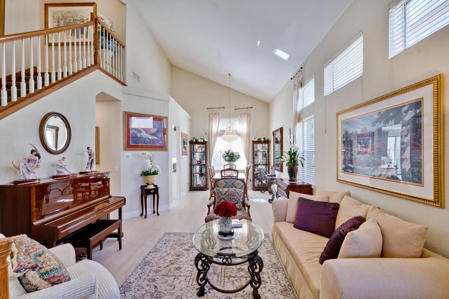 Detail Gallery Image 10 of 64 For 2128 Commodore Dr, San Jose,  CA 95133 - 5 Beds | 3 Baths